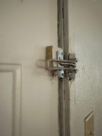 Notice block…. Only wood it was screwed into other side was just drywall 🤦♀️