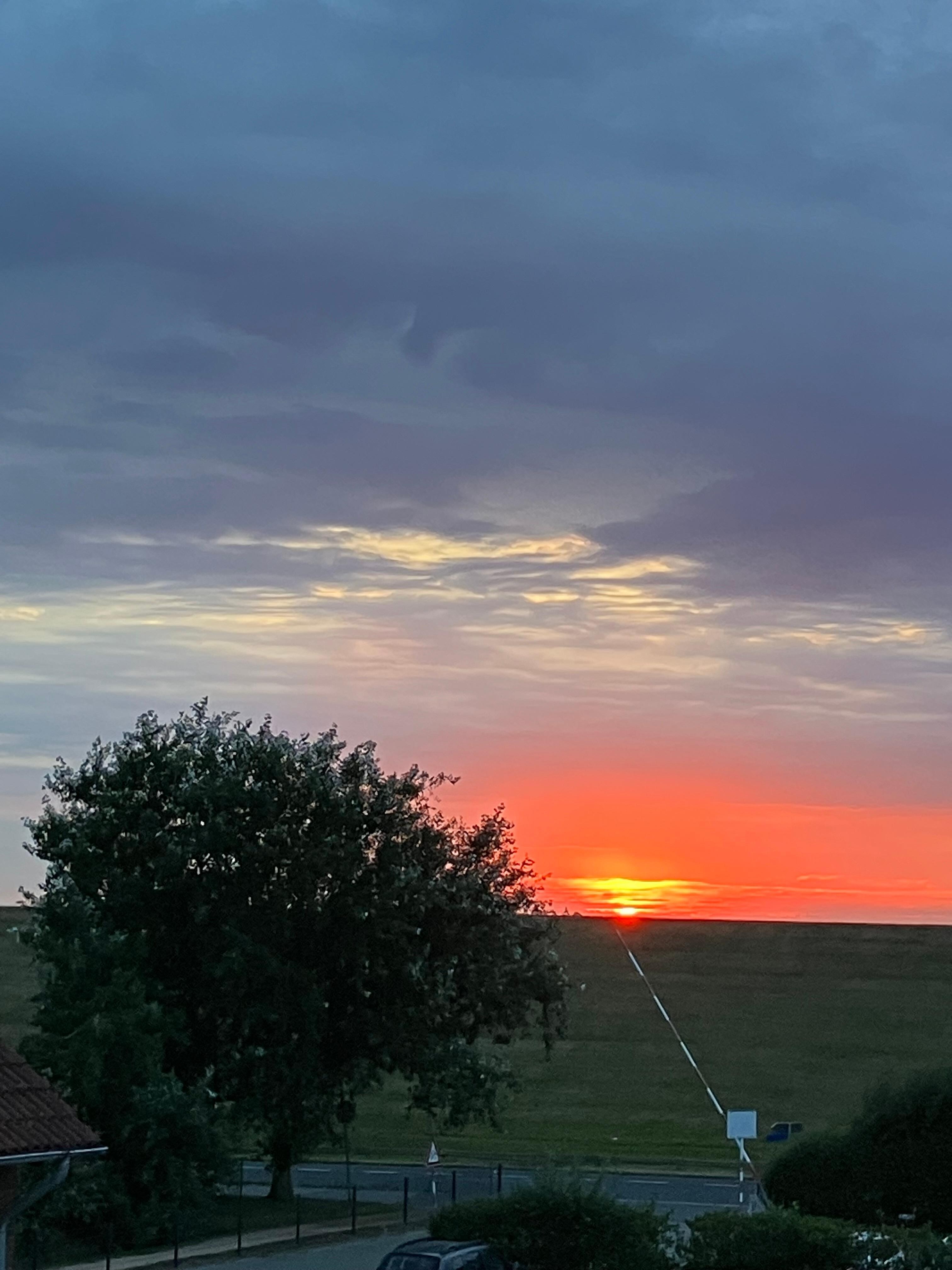 Sonnenuntergang vom Balkon 