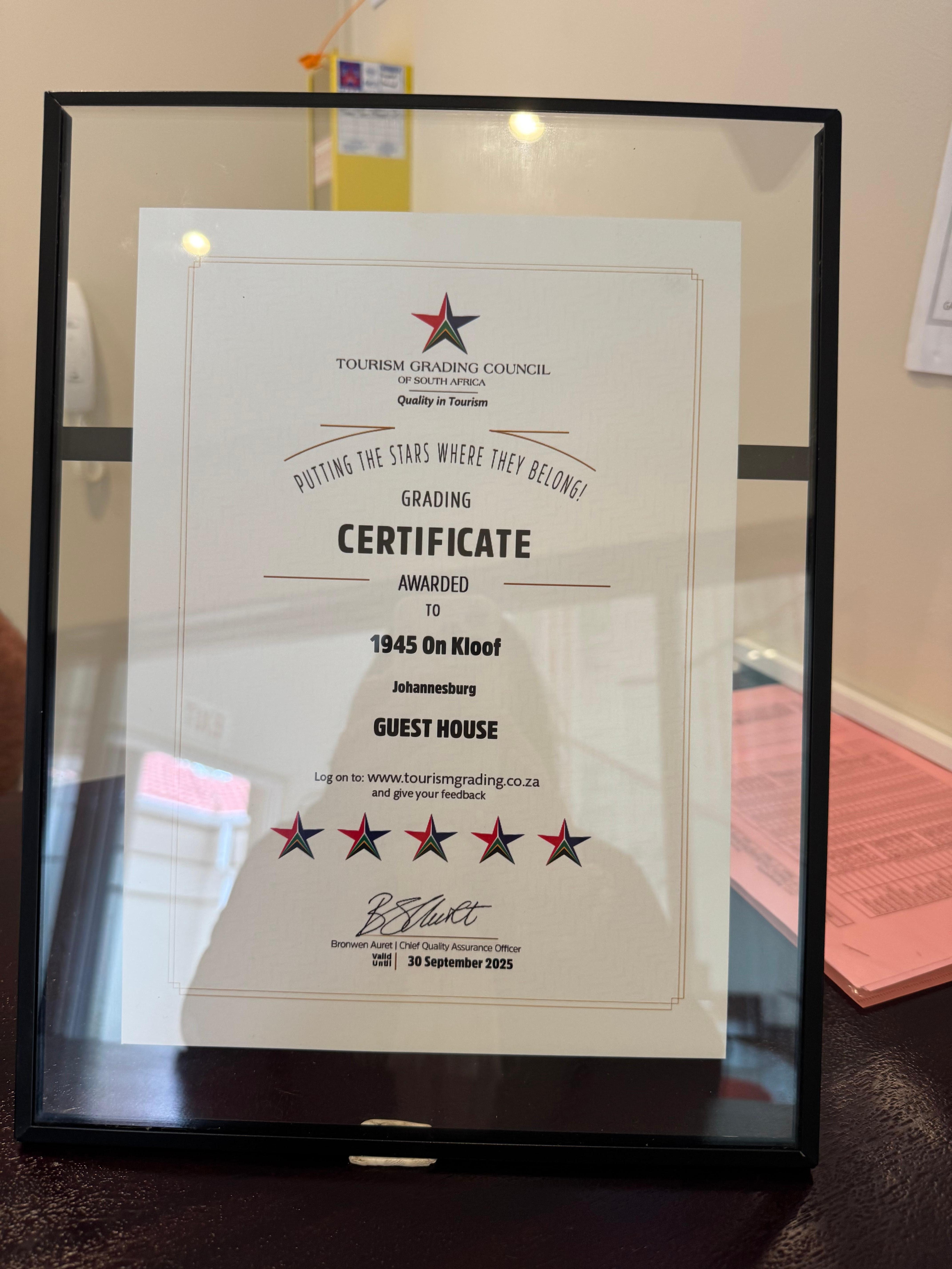 Proof of great service! Grading certificate - 5 stars ⭐️ 