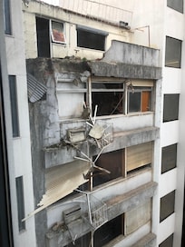 Wie gesagt, das Hotel kann nichts für seine Nachbarn, trotzdem gruselig