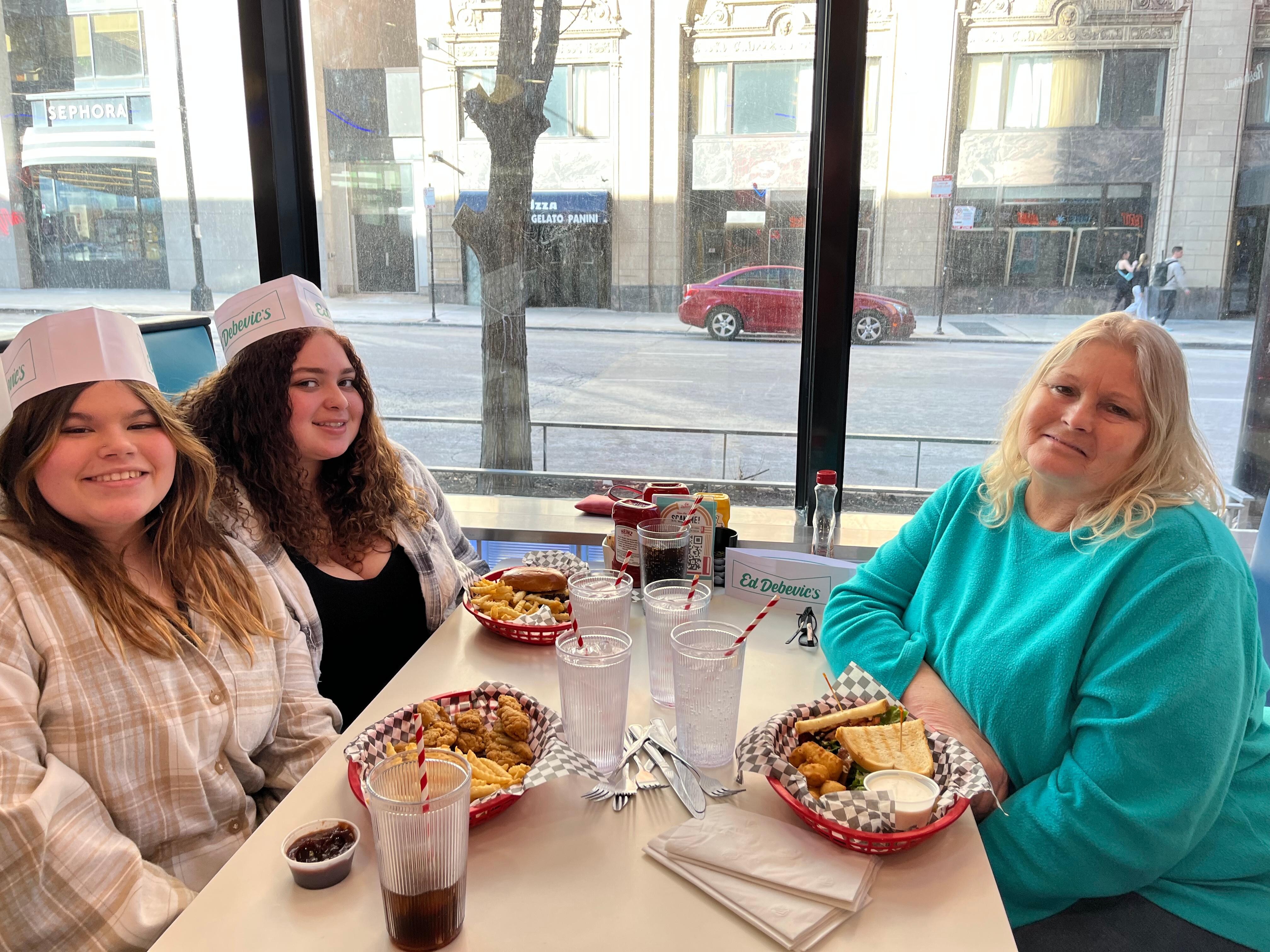 We had lunch at Ed Debeveks. Fun!