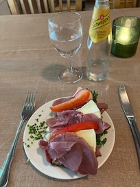 Lyxig kvällssmörgås när jag kom sent.