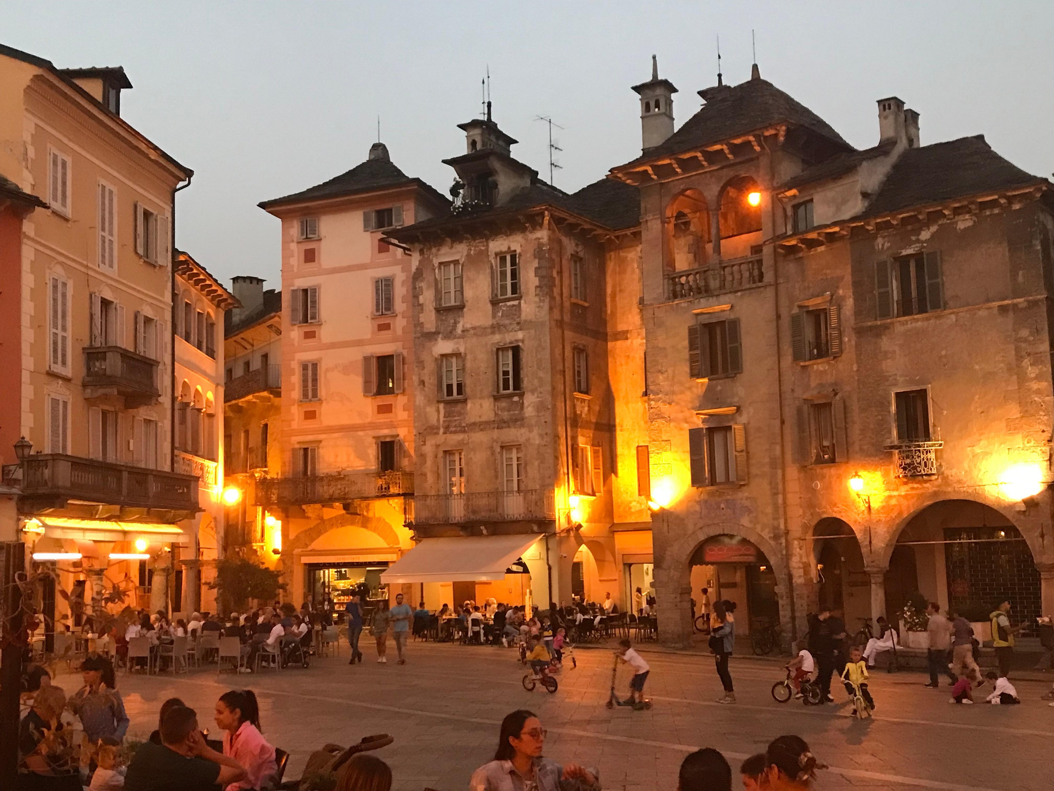 Domodossola Square