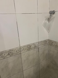 Banheiro super sujo, um horror