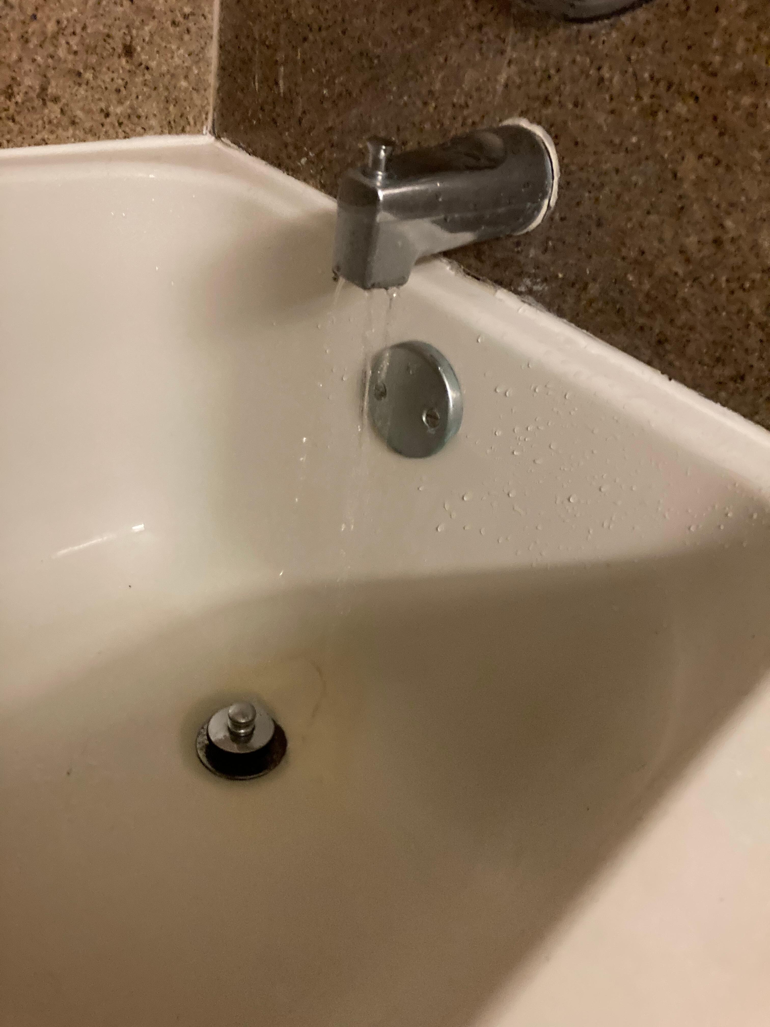 Water running in tub w/heavy stream all the time