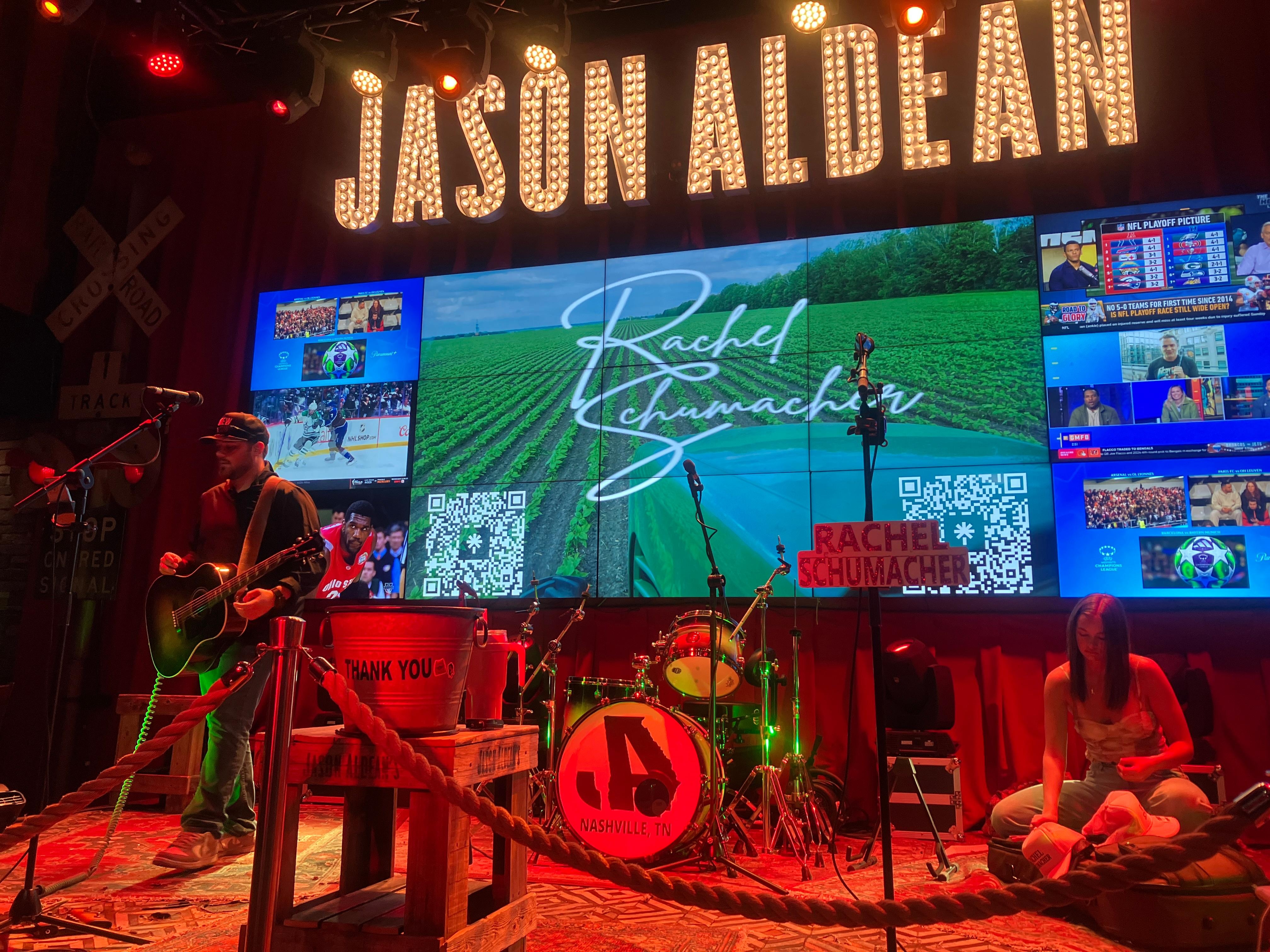 Jason Alden restaurant that we had lunch at. I have the meatloaf and mash potatoes and it was really good. 