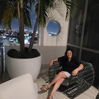 I loved the poolside balcony. Very relaxing