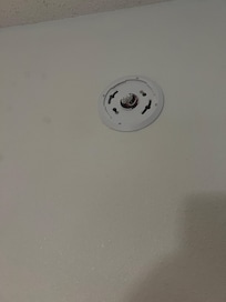 Missing smoke detector