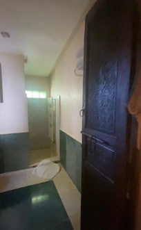 Entrée salle de bain.