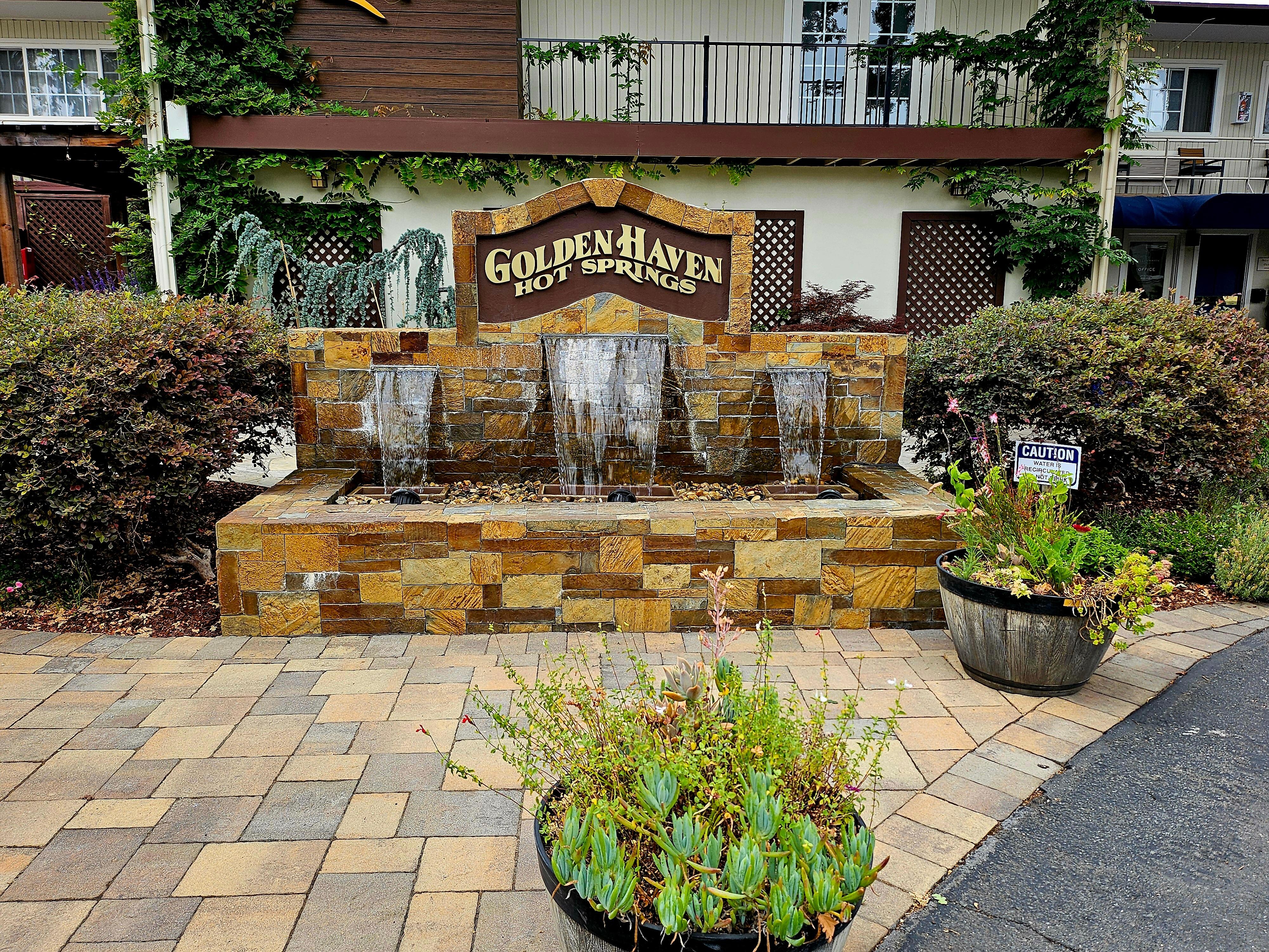 Entrance to office/spa and pool/hot tubs.
