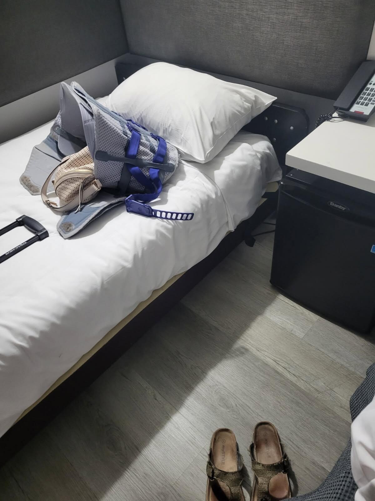 Twin bed 2