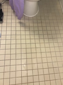 We asked for housekeeping and they just changed the towels, they didnโt sweep