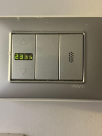 This was the setting and NOT the room temp. Our devices showed that it was much hotter.