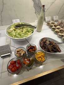 M lounge food