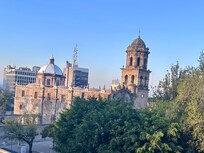 Vista desde una habitación. Excelente ubicación para caminar el centro