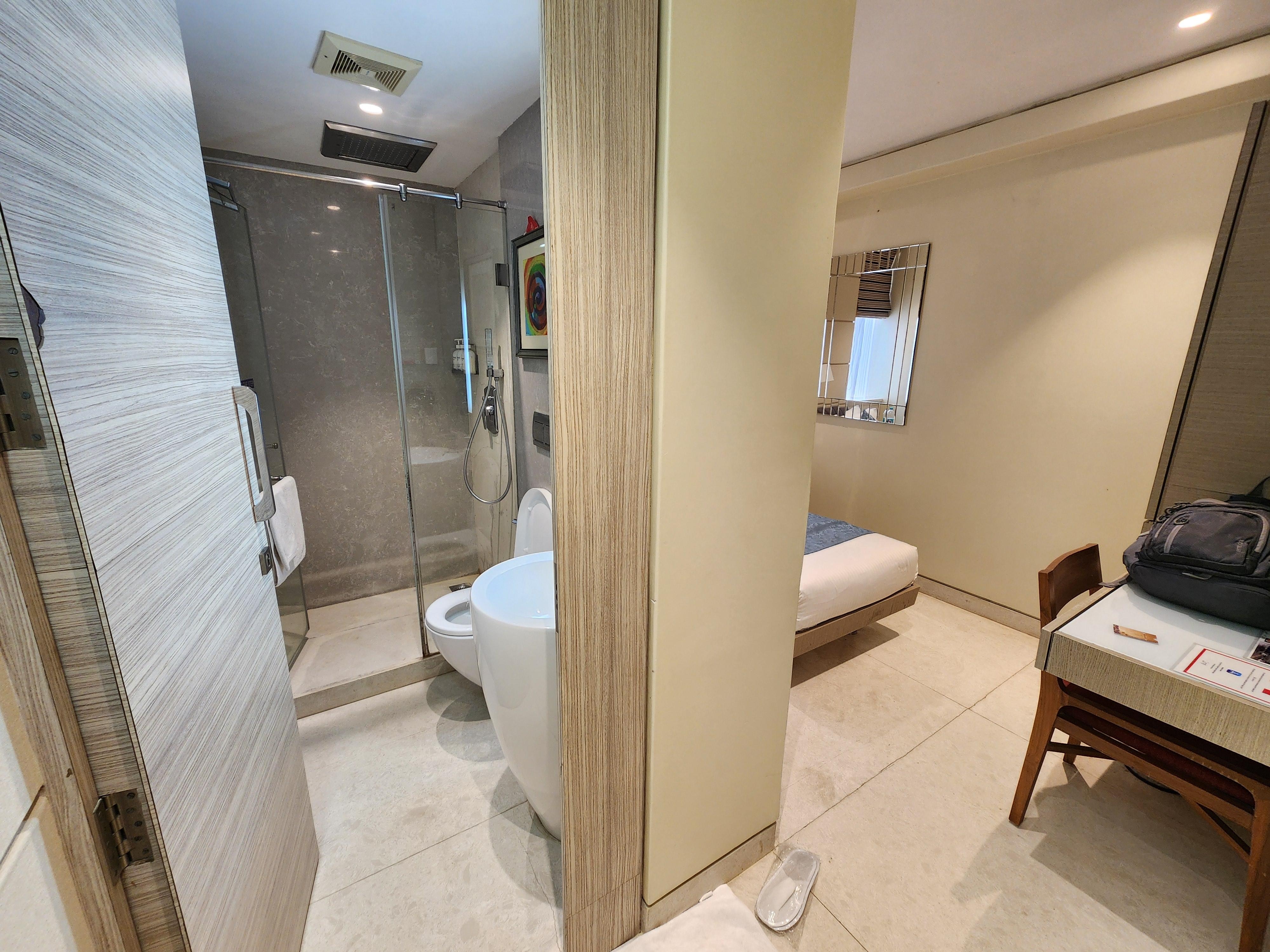 Single Standard Room and Bathroom