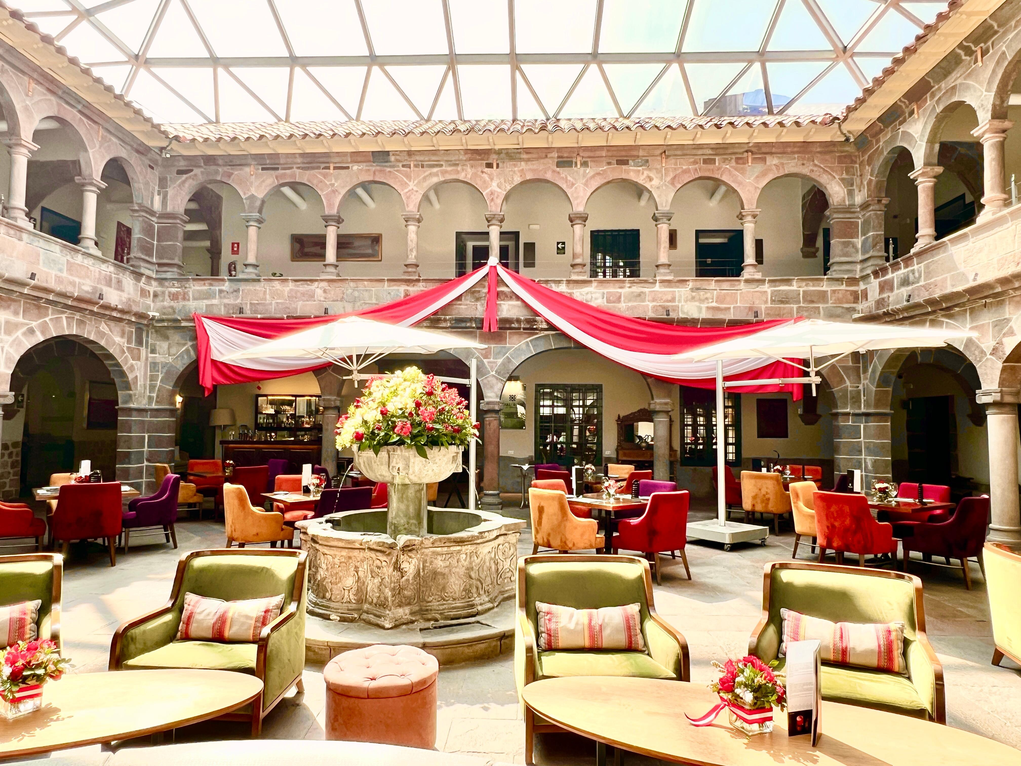 Beautiful court yard with dining options.