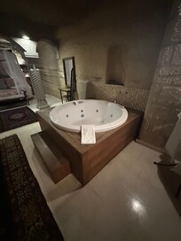 Our cave room with hot tub