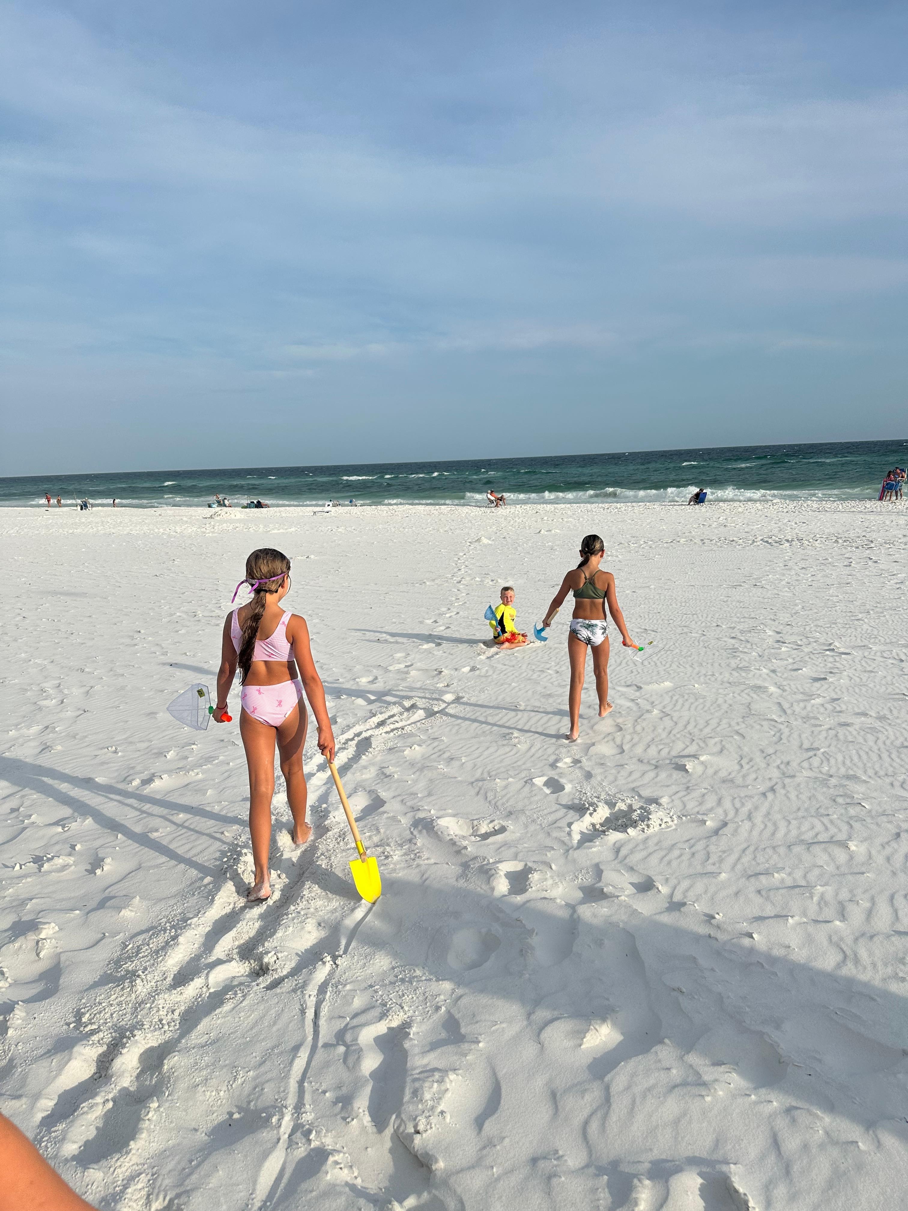 Sand so clean and white