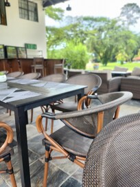 Outdoor dinning area