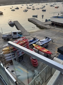 The ducks were also really entertaining and the local fishermen made sure they were in the shade and fed.