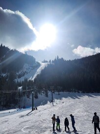 Mountain House Ski school