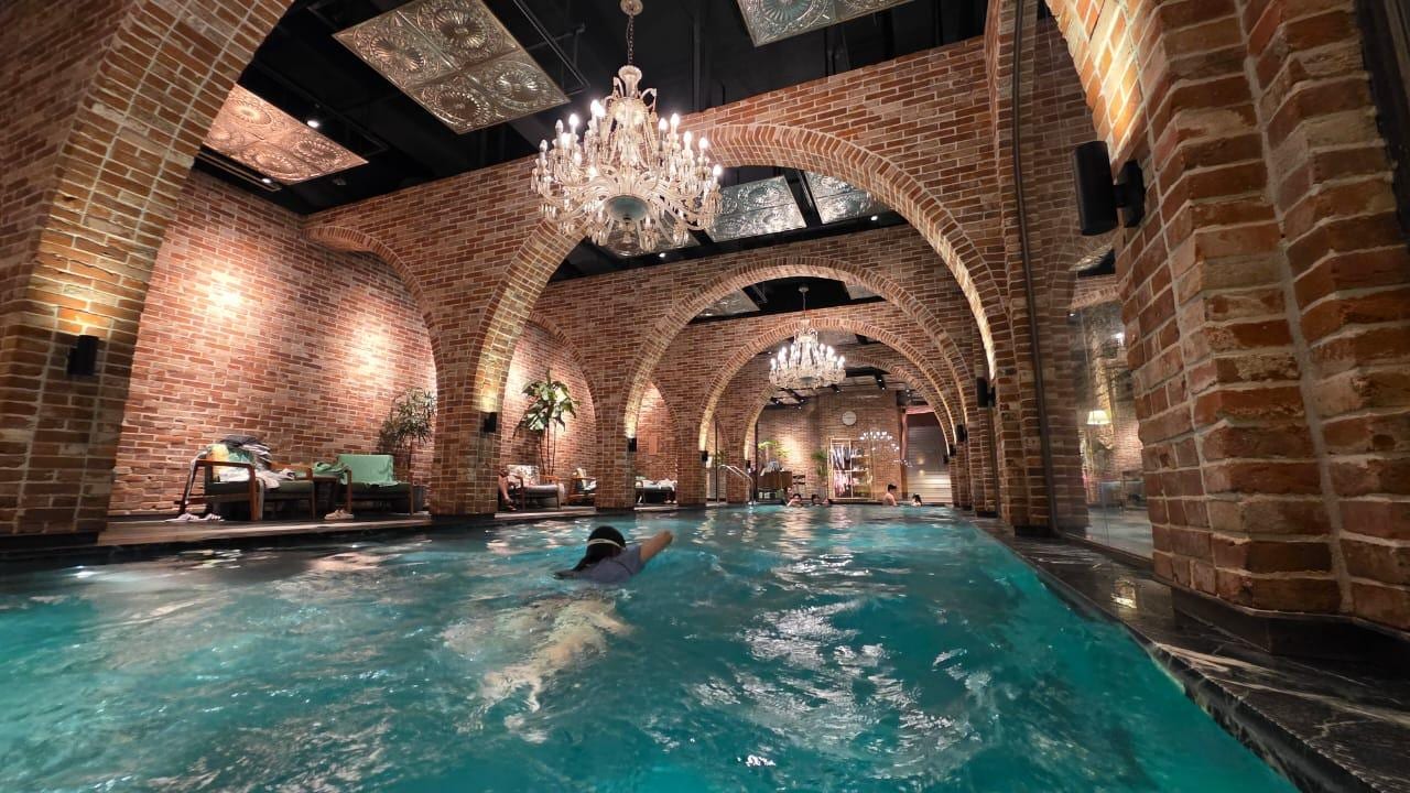 Indoor Pool @ Q Floor