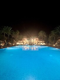 Piscina di notte