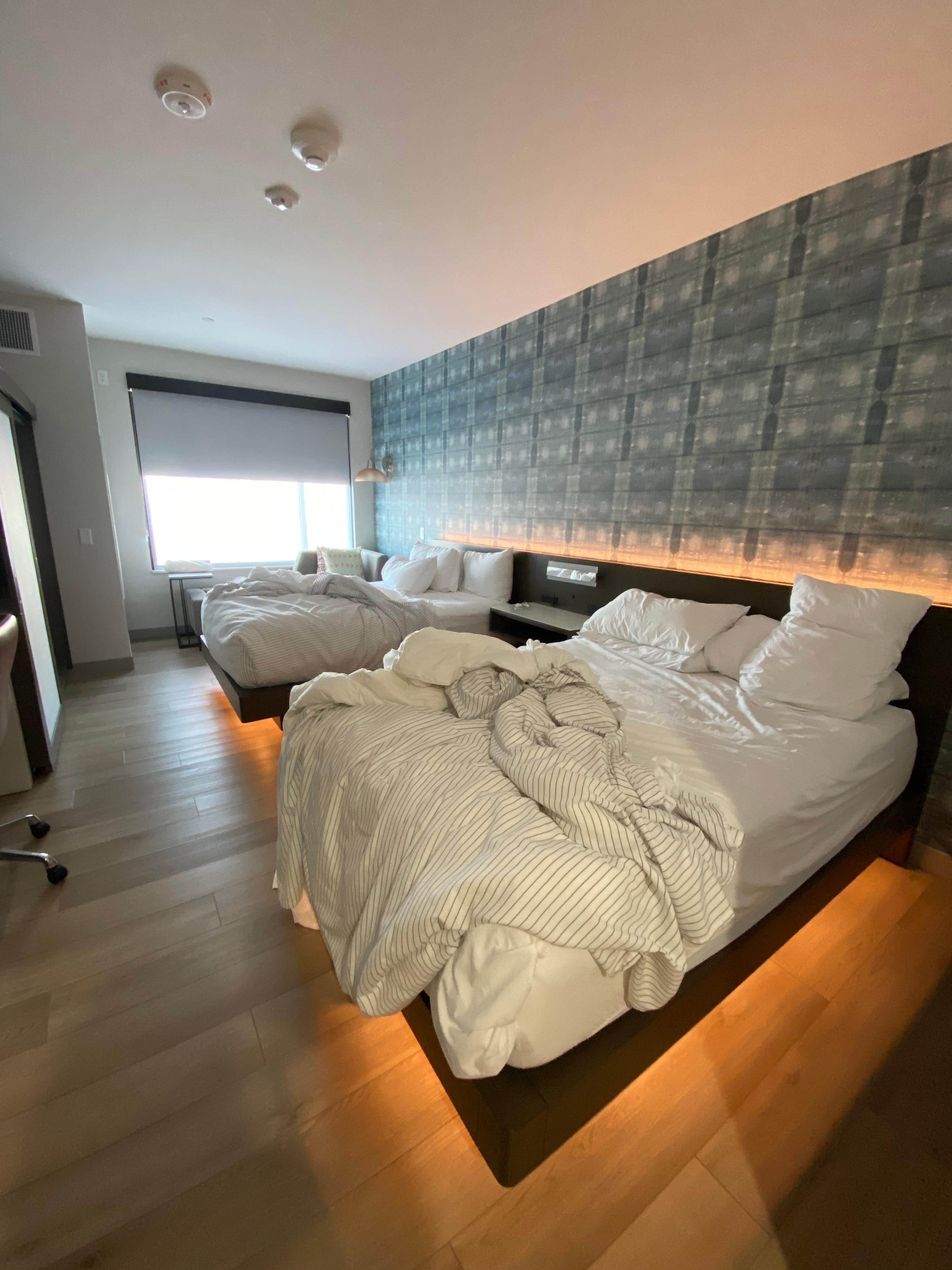 This is what they meant by light house cleaning service. I don’t expect the blankets to be cleaned as it’s only for 3 nights but c’mon! At least, make the beds! Horrible housekeeping management team! 