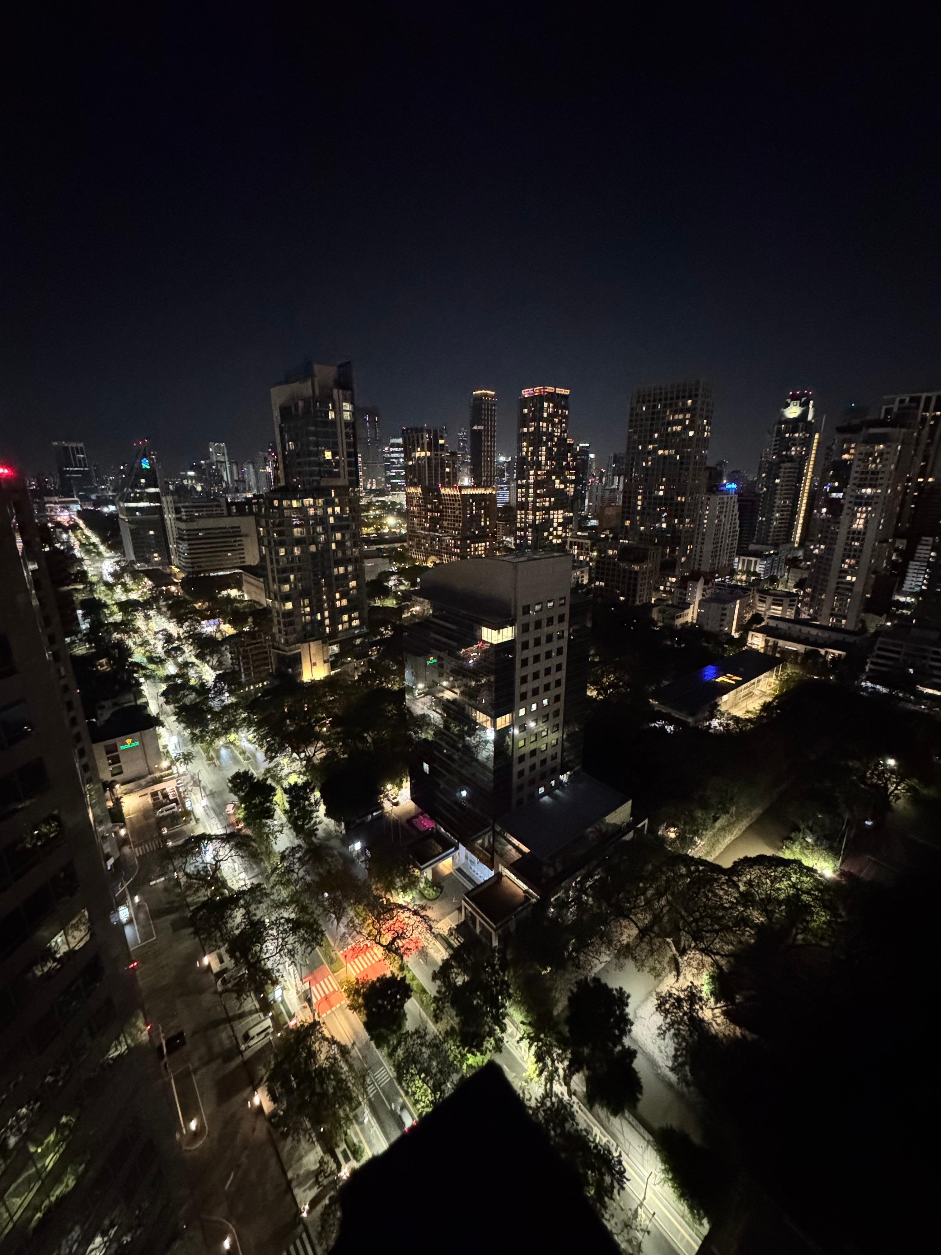 Vy från skybaren på hotellet 