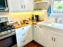 Big and well equipped kitchen