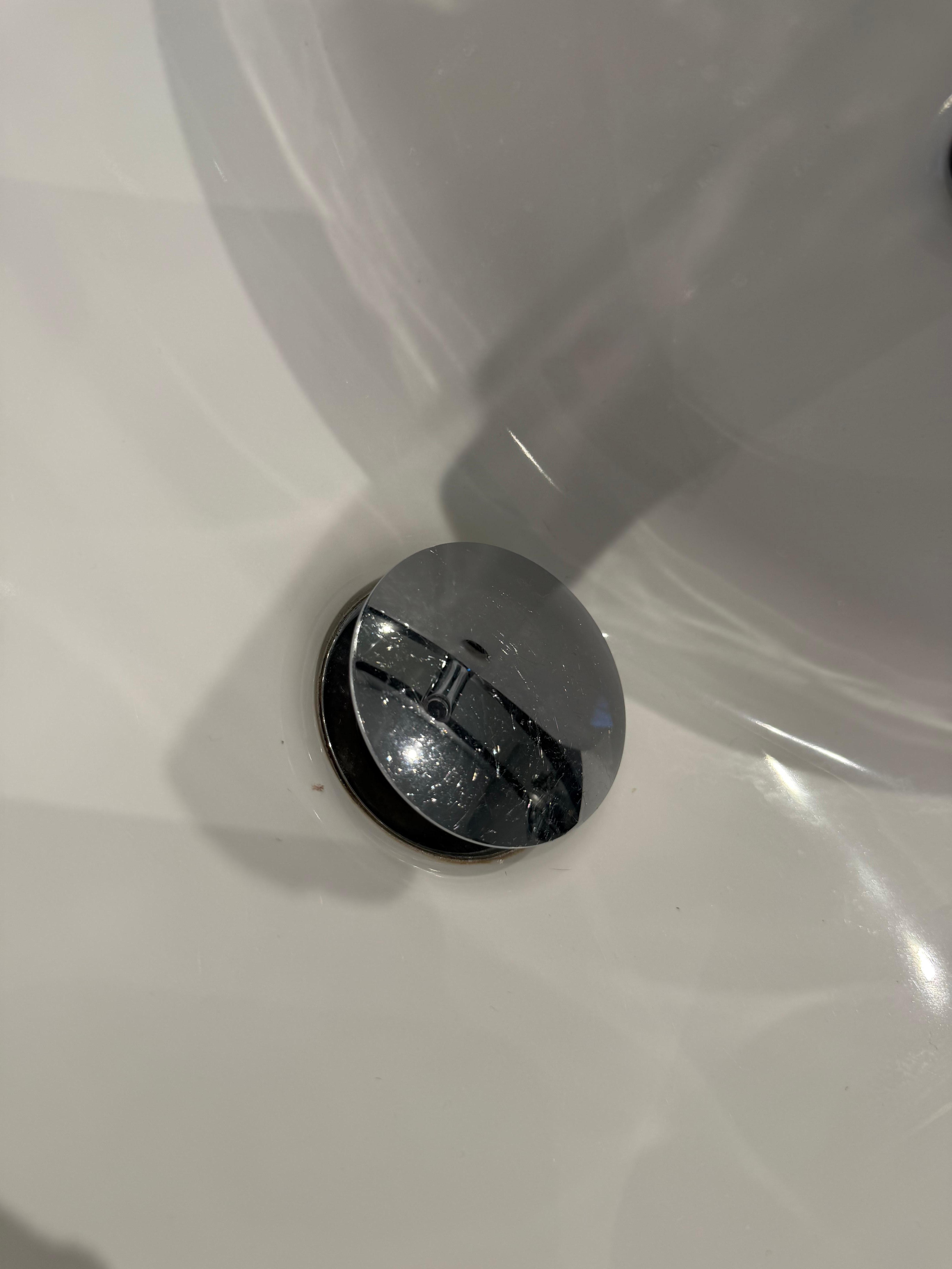 Sink was dirty when I went into the room.