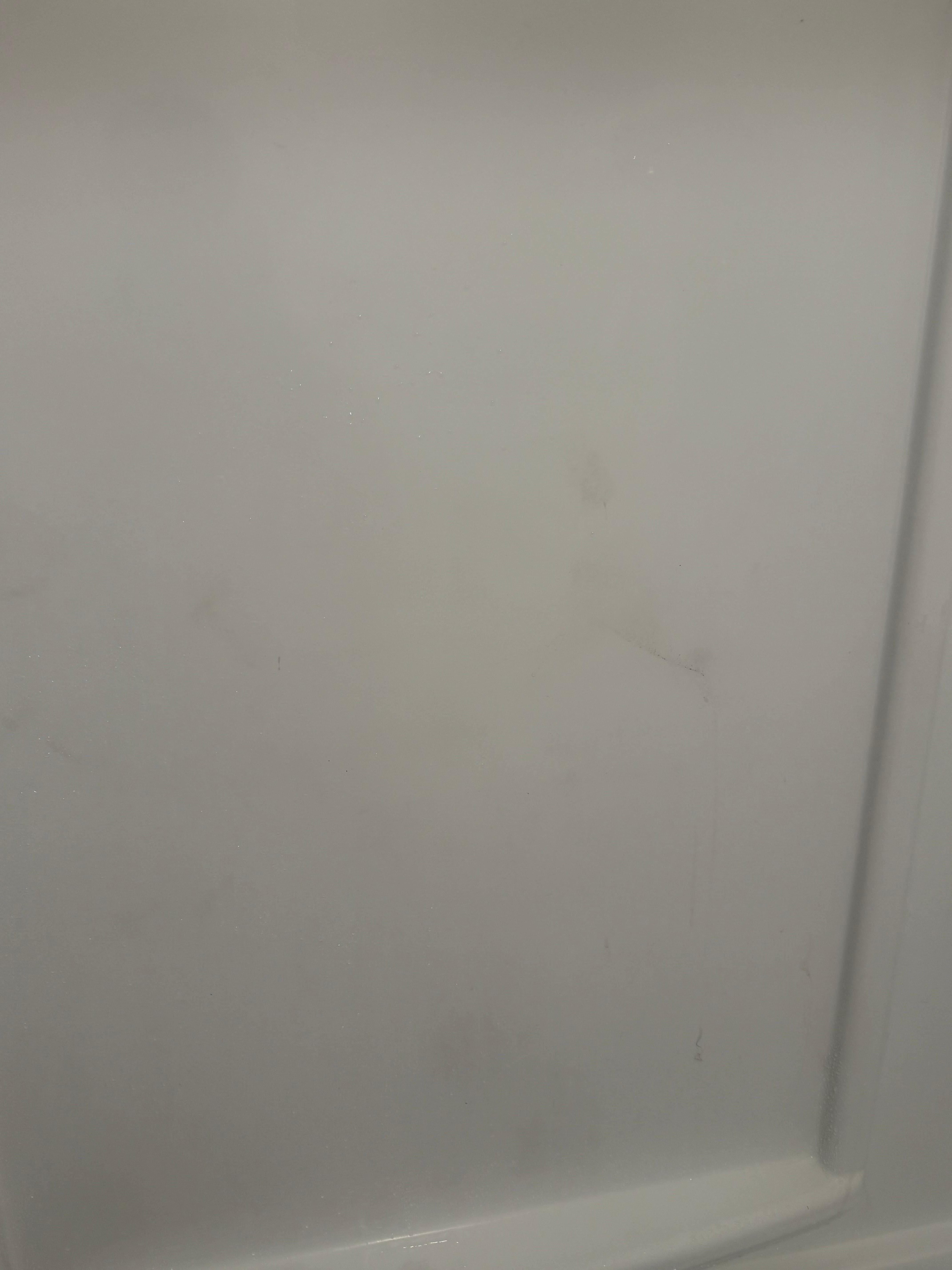 Shower wall wasn’t that clean 