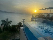 Rooftop pool