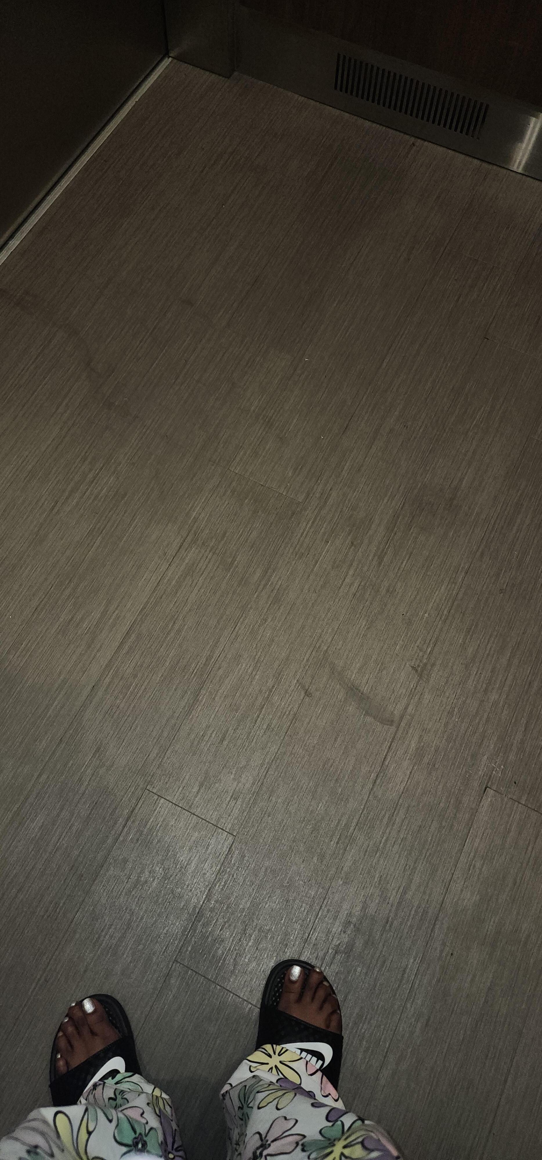 Floors were dirty.