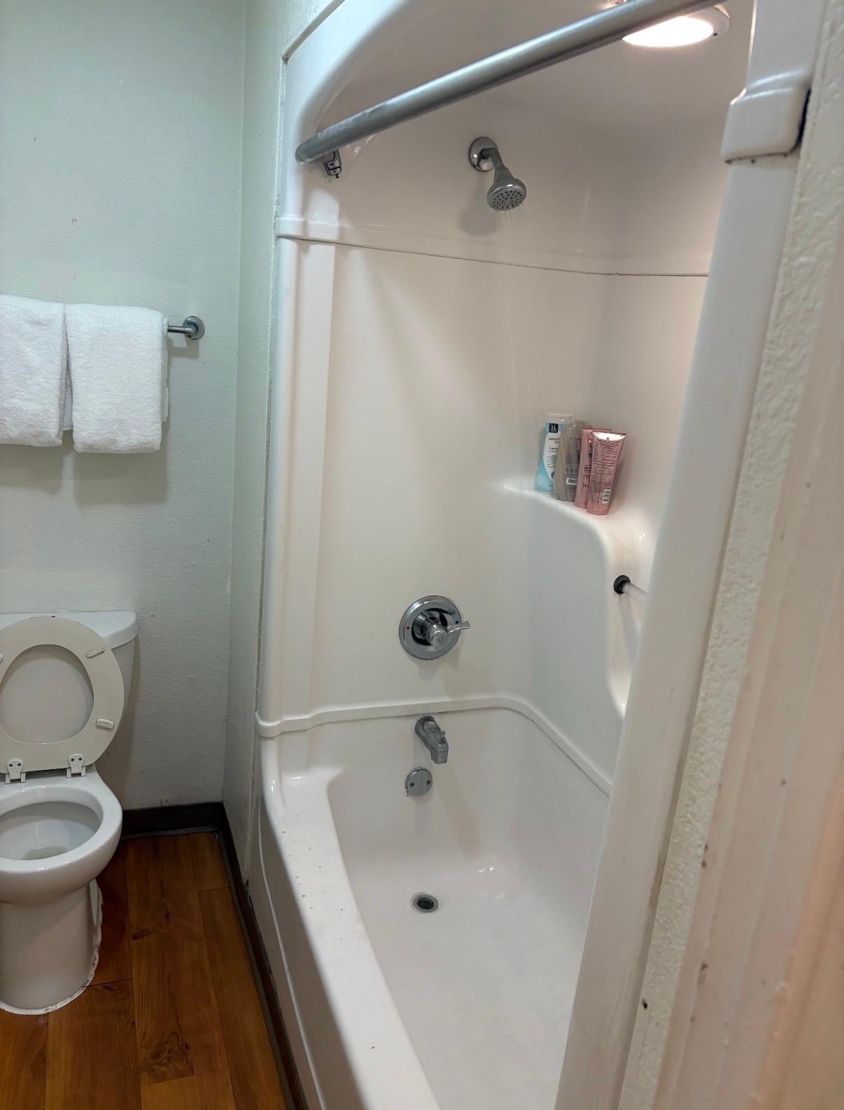 No shower curtain and it’s dirty overall