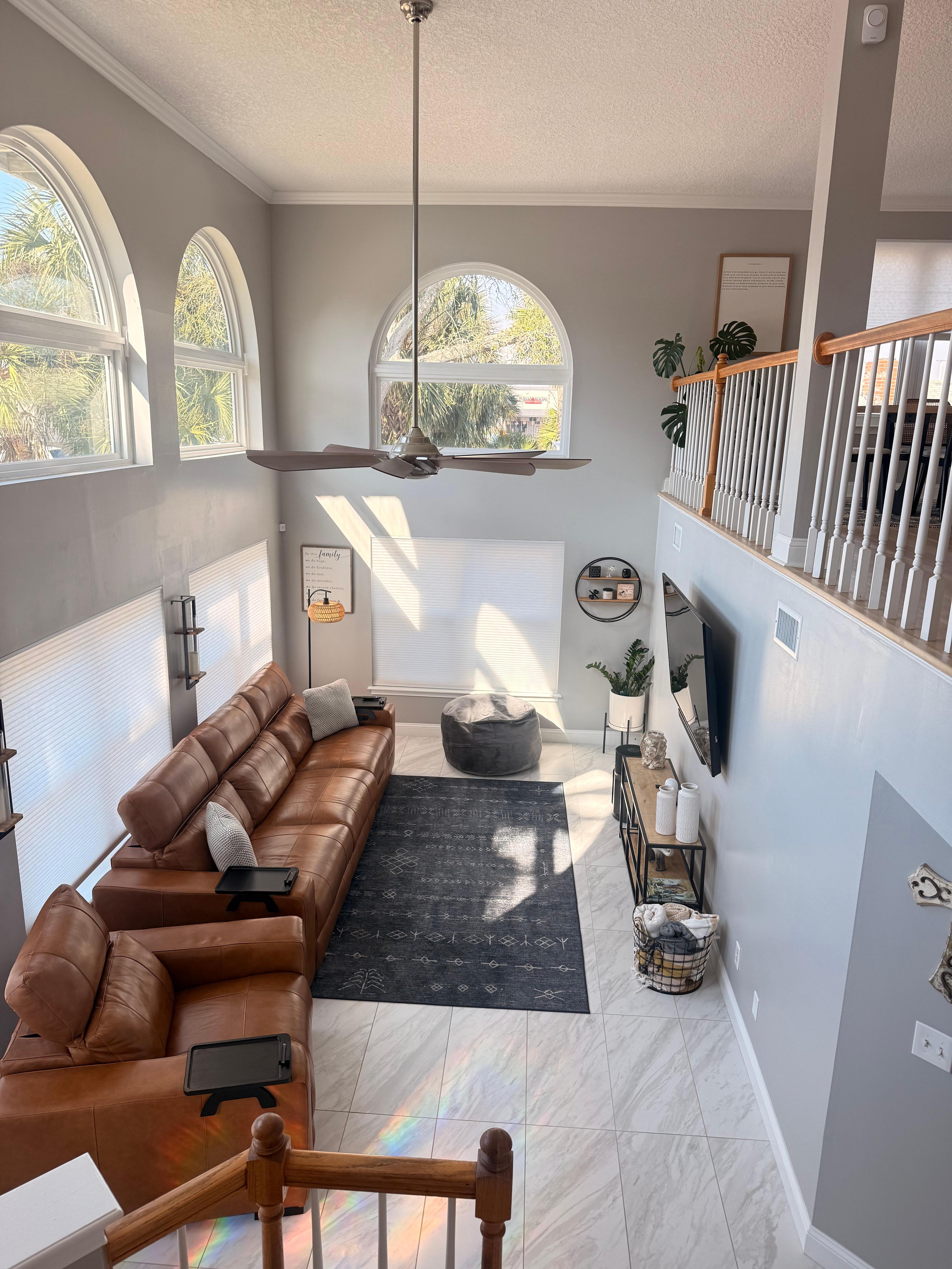 Kitchen area overlooking the living room. 