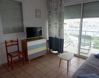 Location dans la résidence Mer et Golf au port d'ArgelÚs.