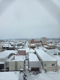 北海道らしい真っ直ぐ道が望める