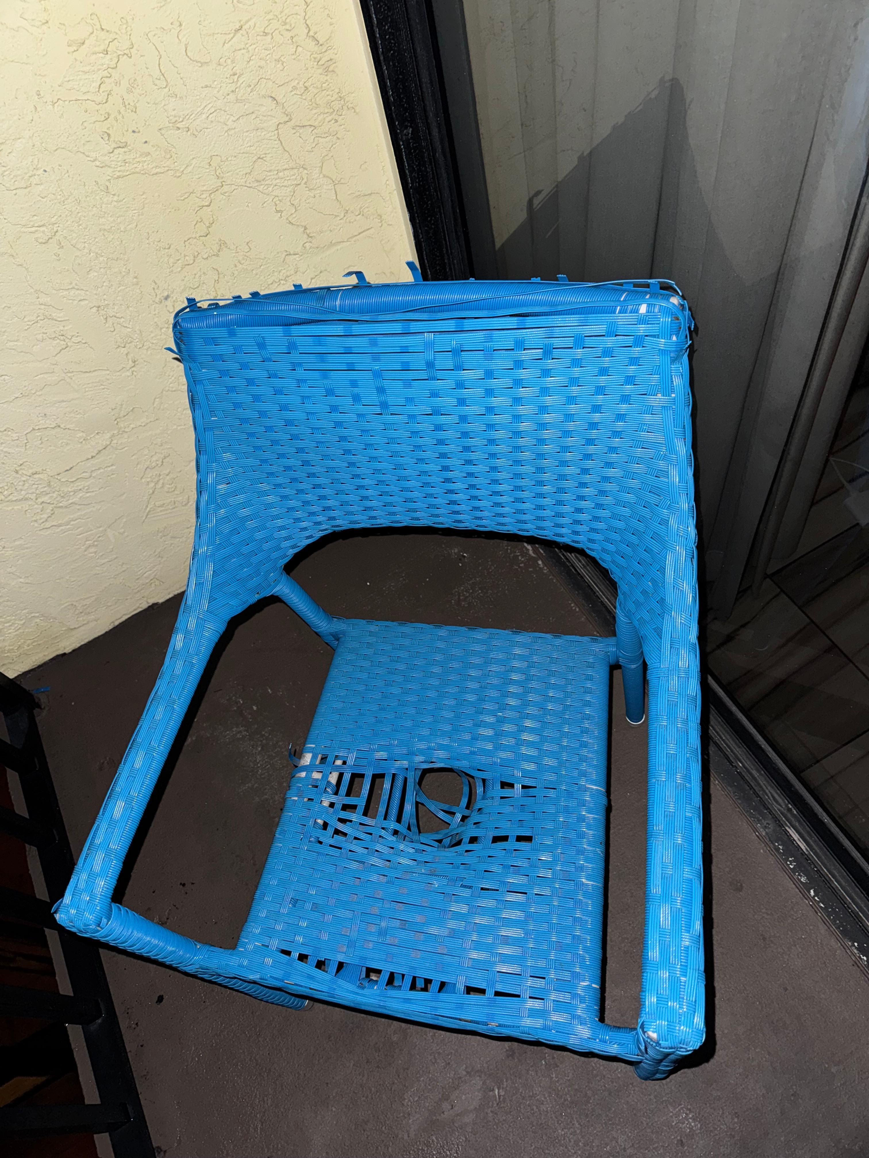 Patio chair 2/2