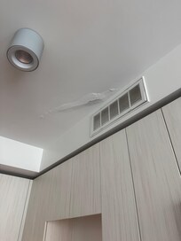 The ceiling looks crazy!!!!