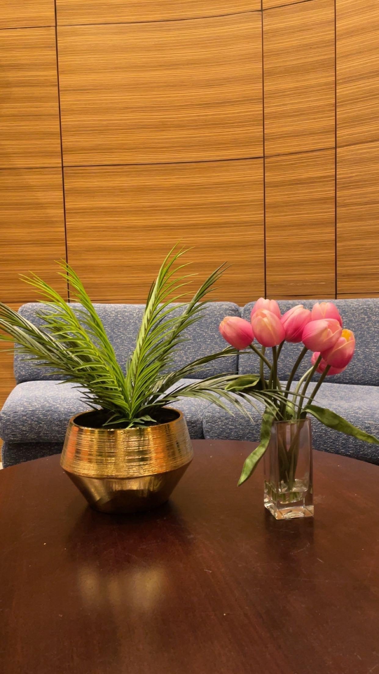 Cute lobby 
