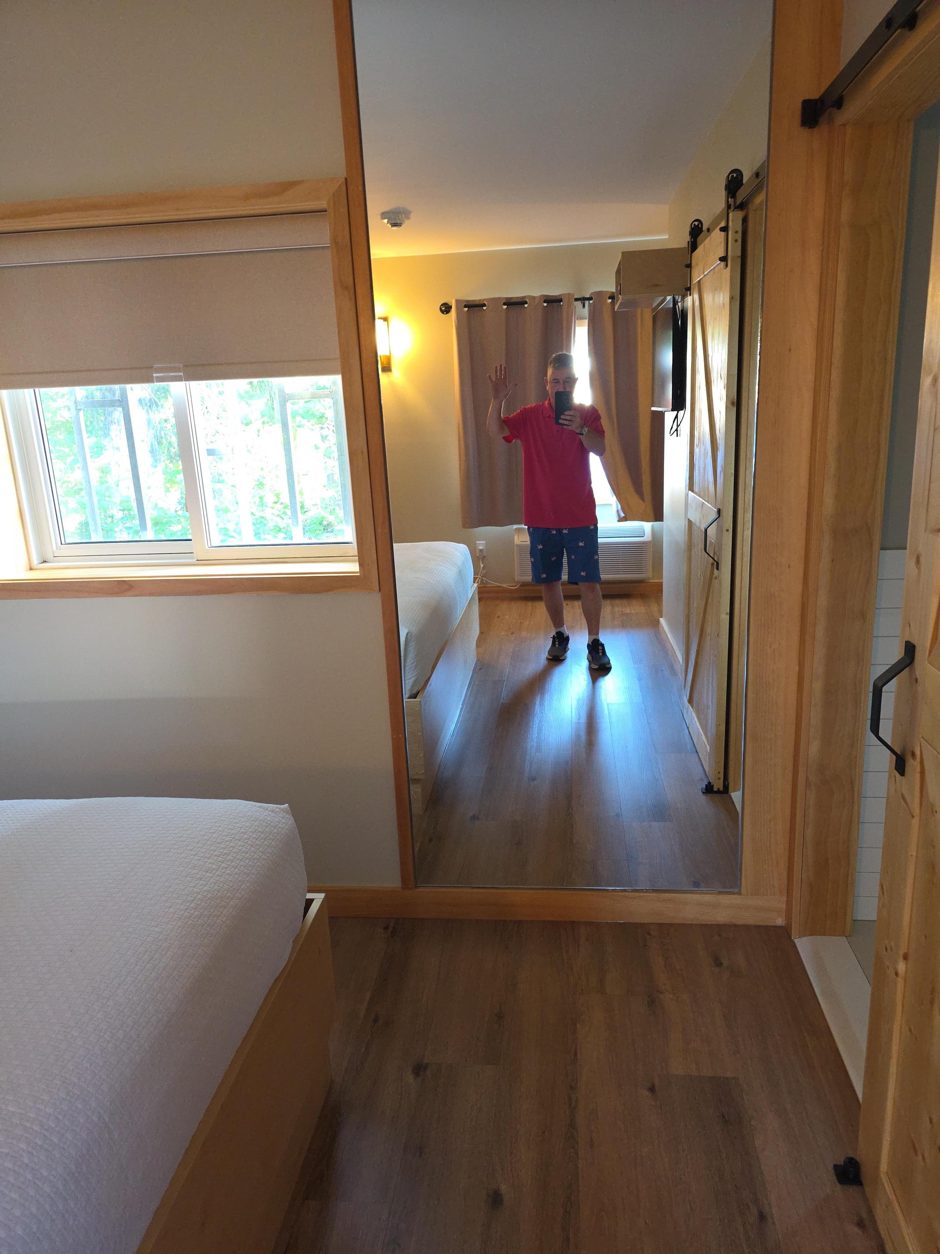 Mirror 