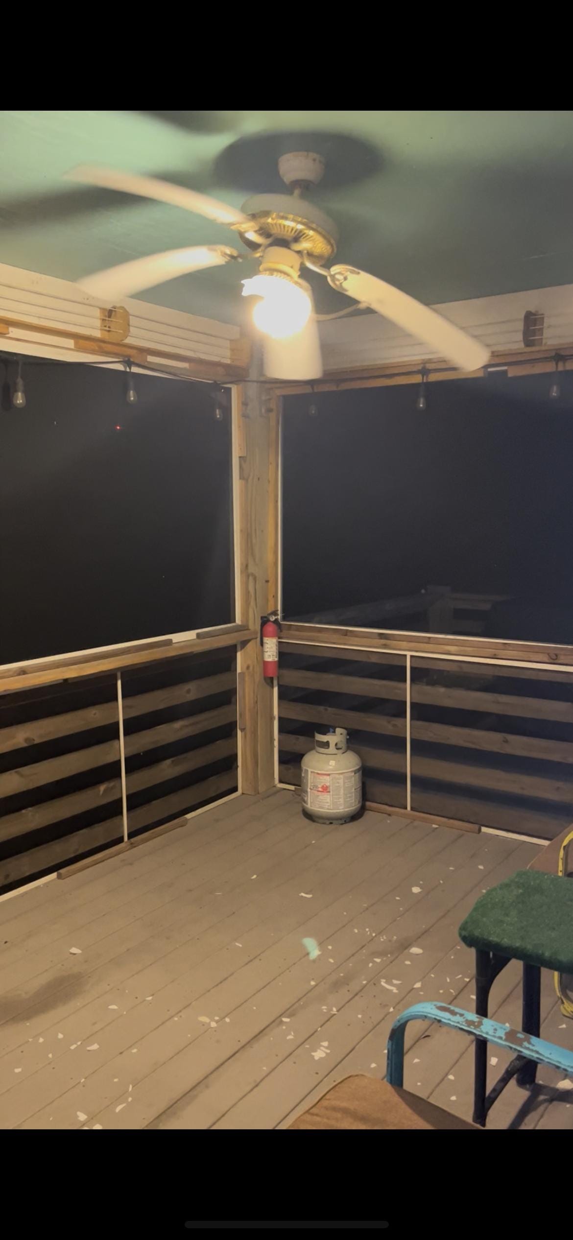 Ceiling fan in entryway