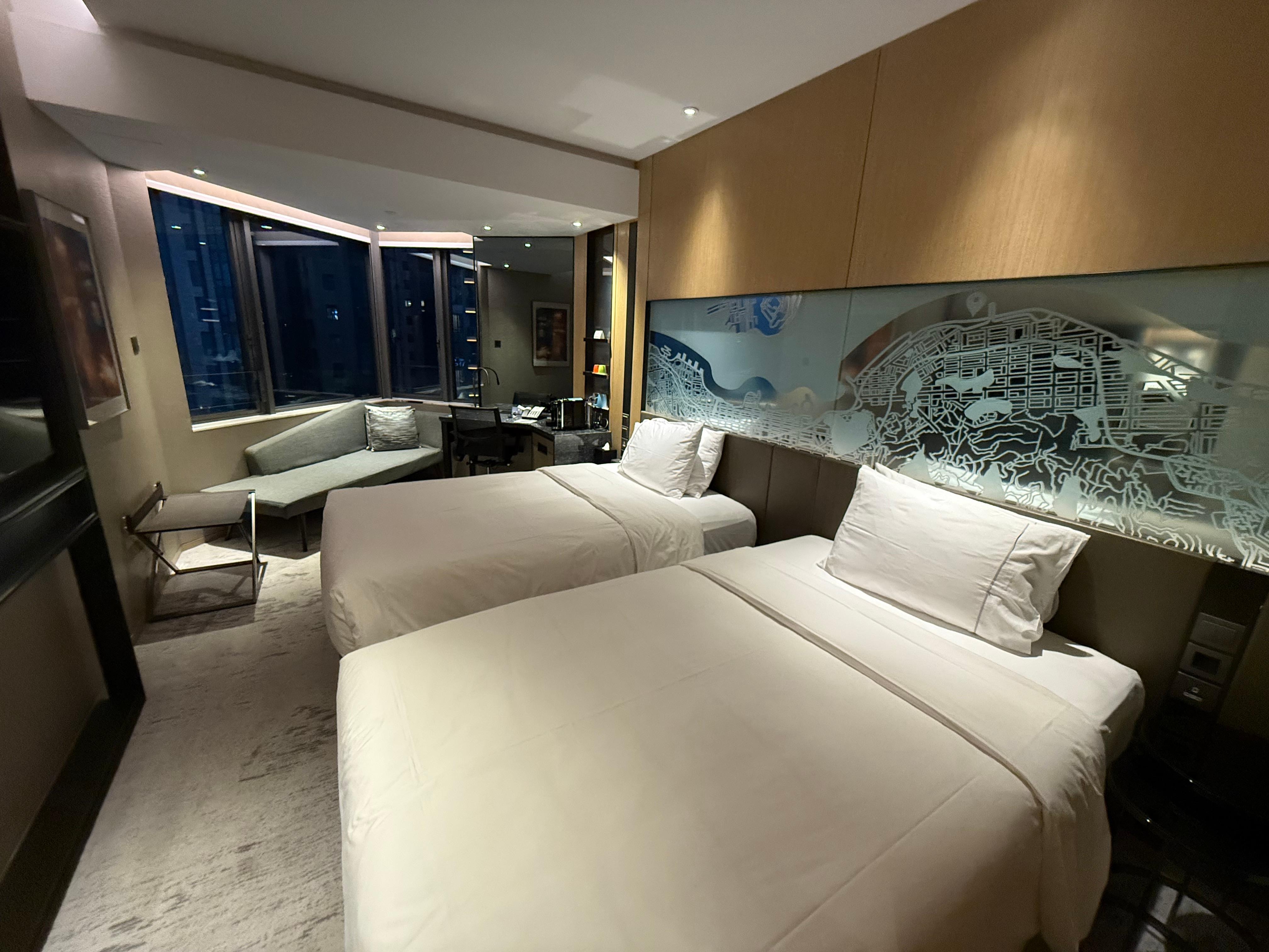 宿泊した部屋です。ツインベッドルームでした。