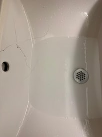 We stayed three nights. The sink was draining very slowly and had some cracks. I reported it to the staff on the first day of arrival , and they said someone would come to fix it, but unfortunately, no one showed up.
