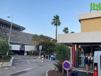 Shopping mall to the left of Ibis hotel entrance carpark
