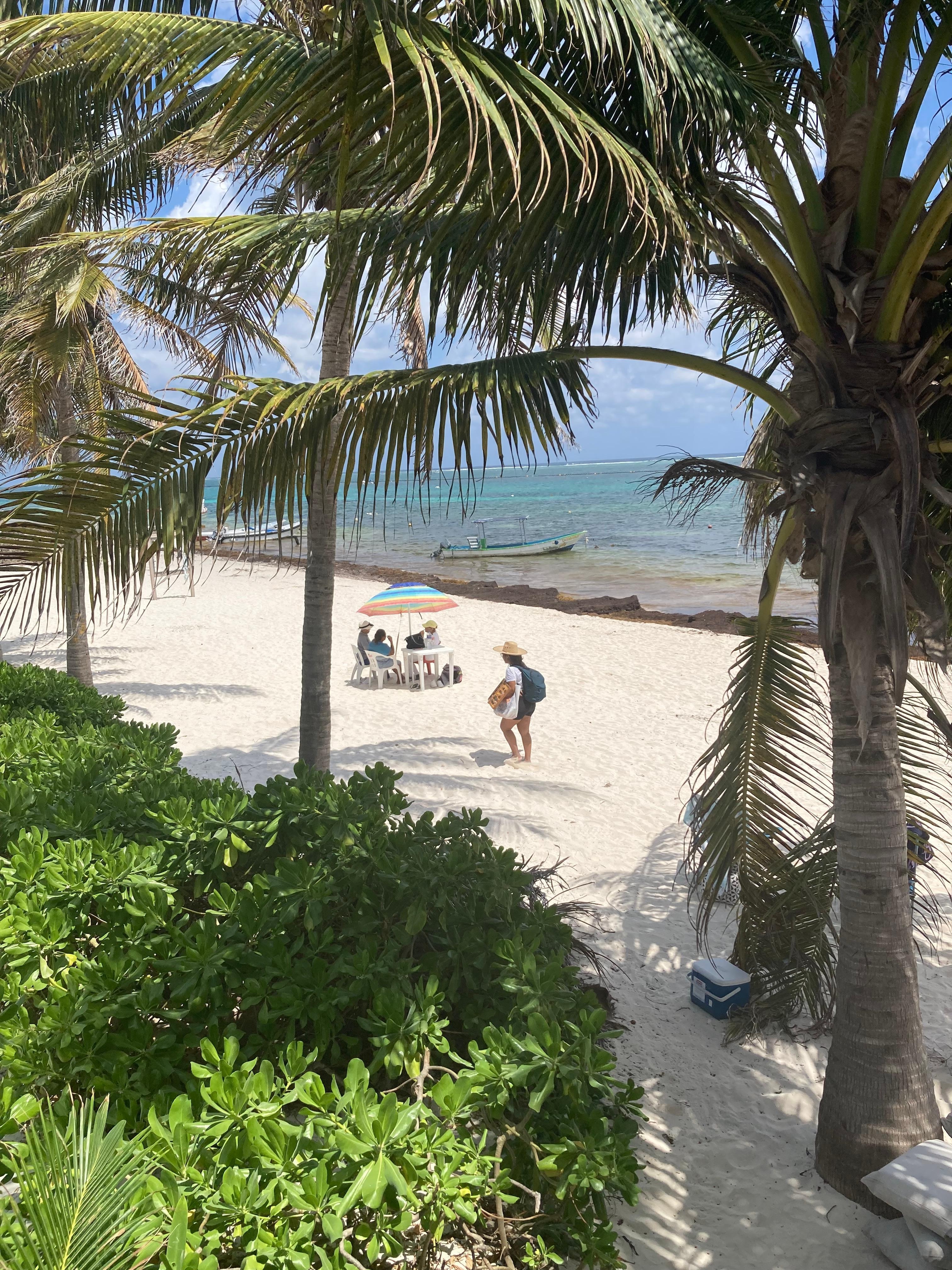 A view from El Merkadito, not too far from the iconic lighthouse on the waterfront! 
