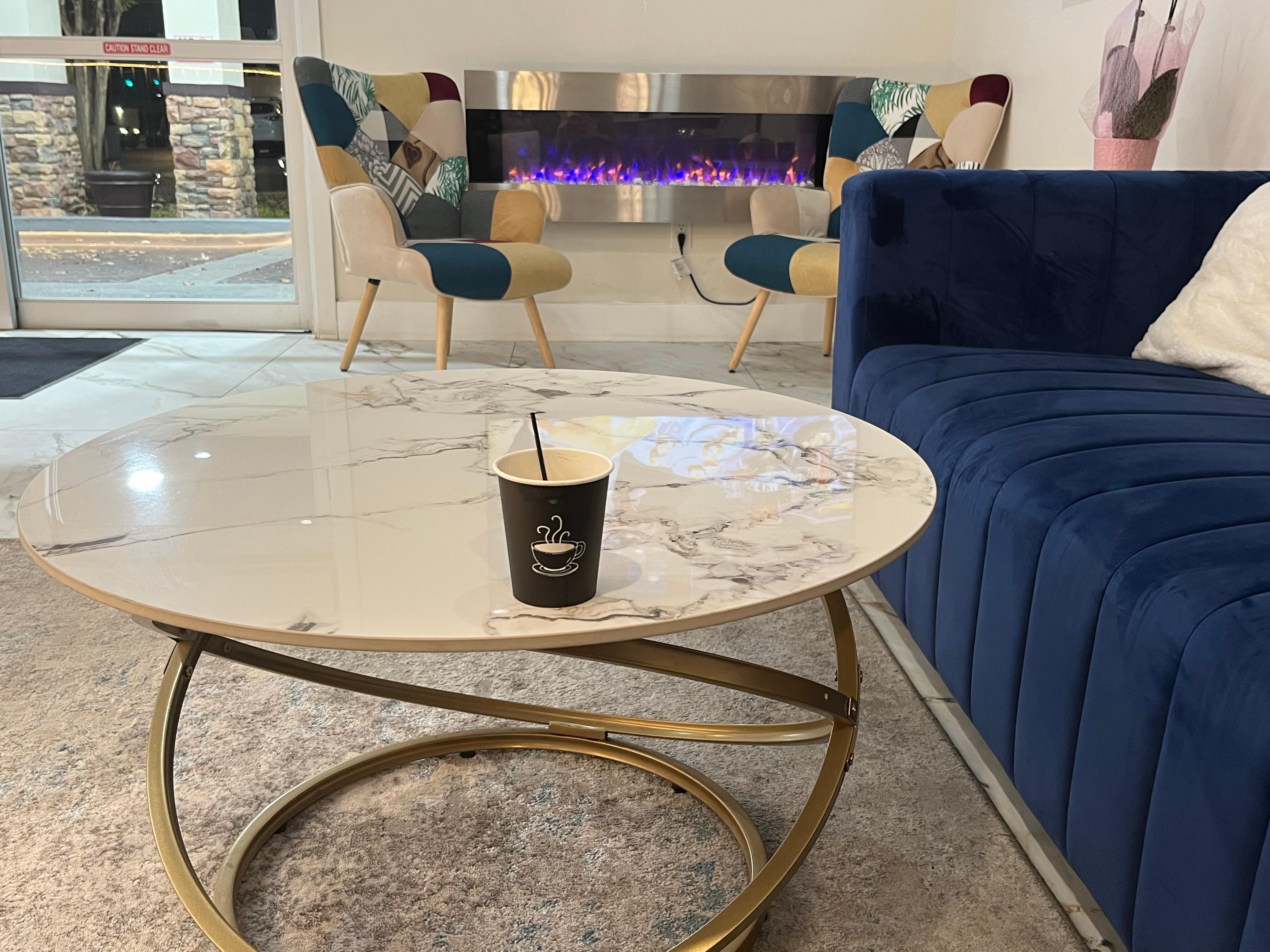 Coffee in the lobby fireside 😊