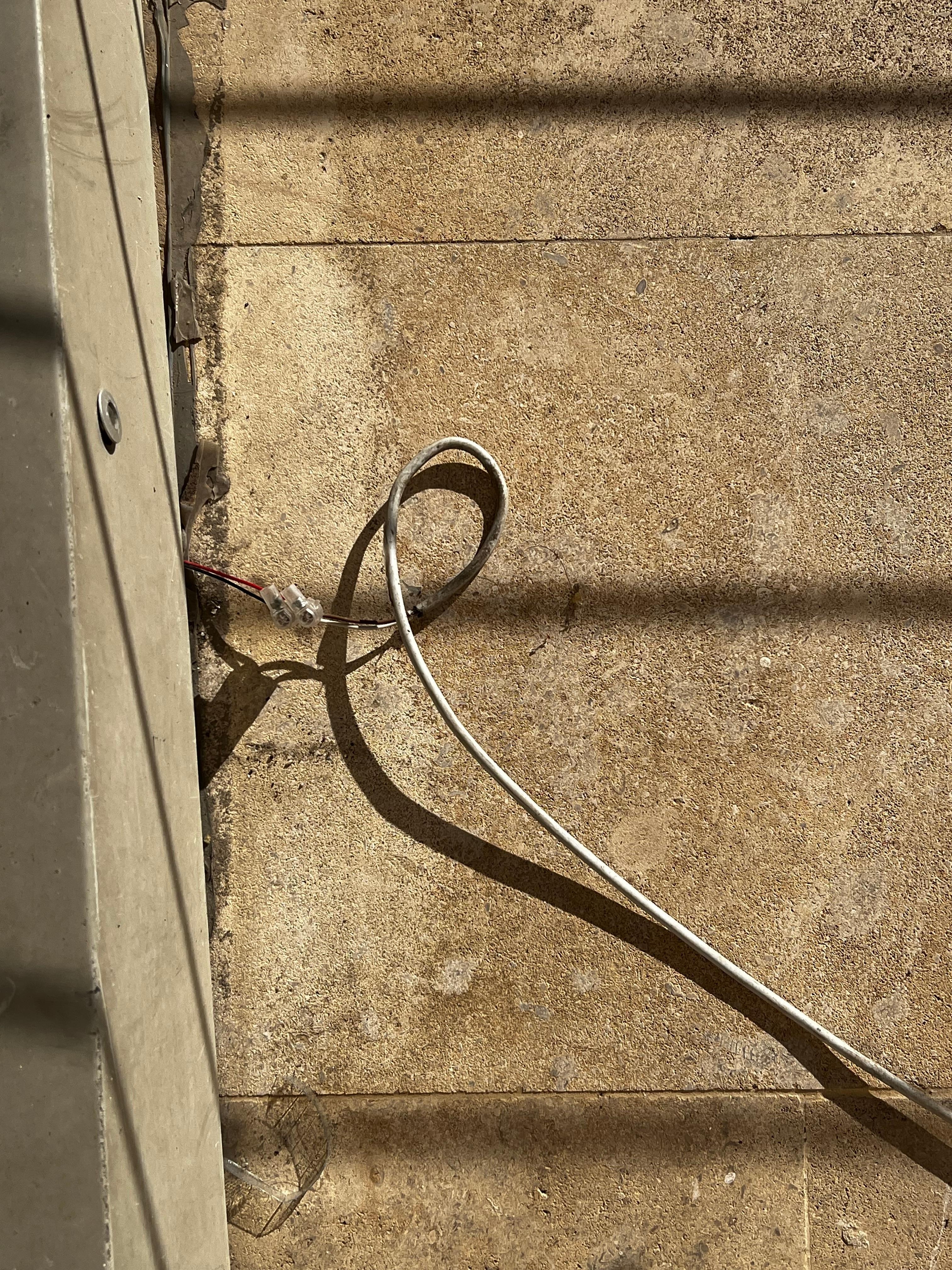 Câble avec sucre sur la terrasse extérieur